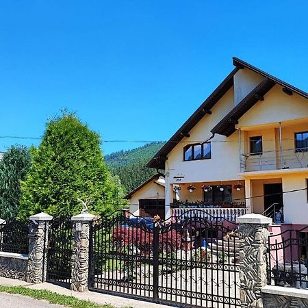 Апартаменты Dariamaf Кымпулунг-Молдовенеск Экстерьер фото